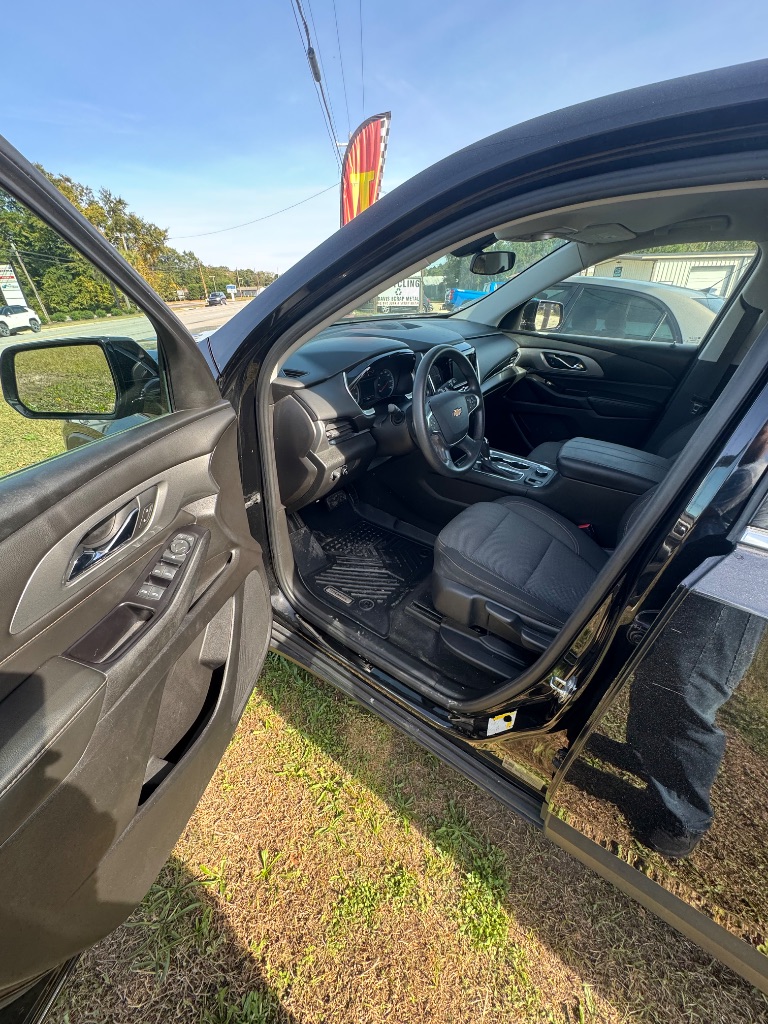 2018 Chevrolet Traverse LS - Photo 7